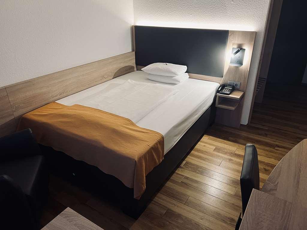 Arvena Messe Hotel نورنبيرغ الغرفة الصورة