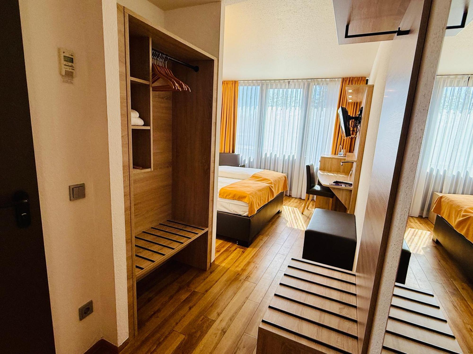 Arvena Messe Hotel نورنبيرغ المظهر الخارجي الصورة